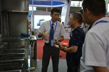 Xinwandesheng expresses gratitude to the vast number of enterprises and southern cities for their kindness