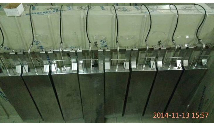 Input type vibration plate
