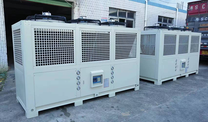 Air-cooled box type industrial chiller